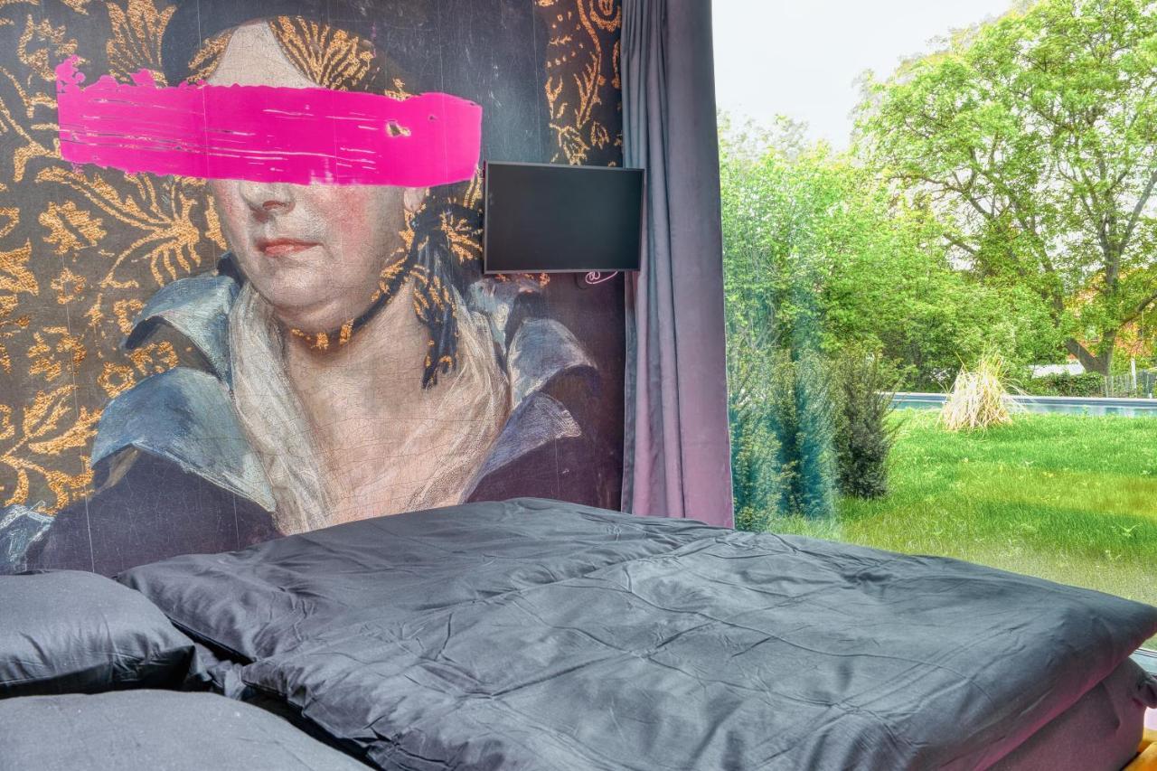 Wohnung Mit Pool Little King, Little Dagobert Heimburg Bagian luar foto