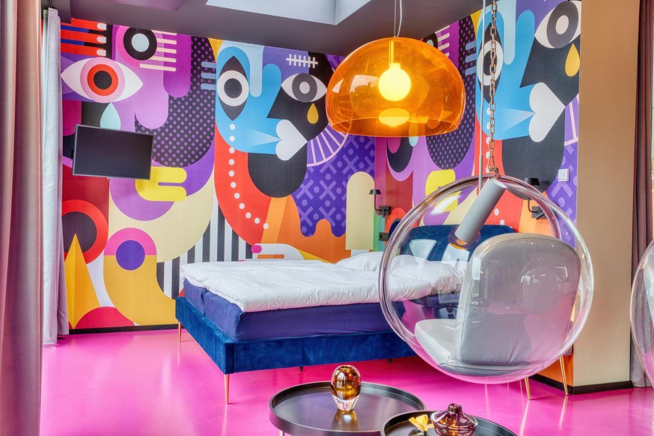 Wohnung Mit Pool Little King, Little Dagobert Heimburg Bagian luar foto